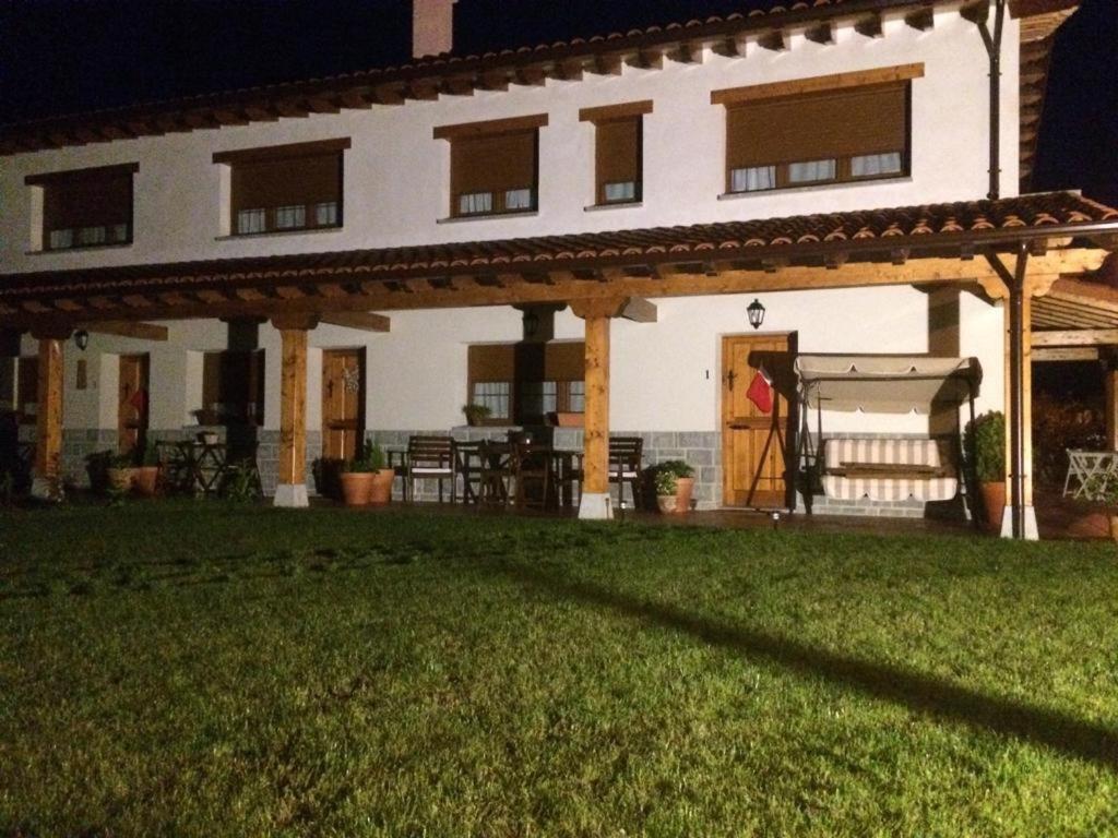La Llastra De Garana Llanes Exterior photo